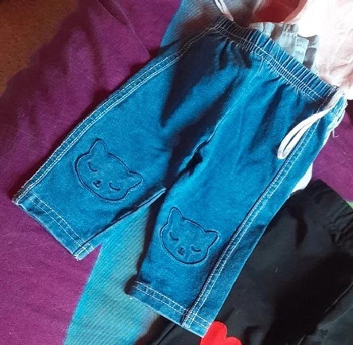 4 Pantalons - photo numéro 2