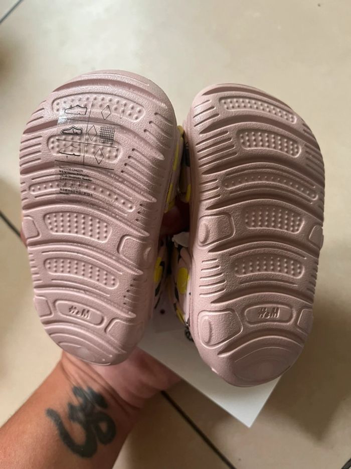 Sandales rose ancien citrons H&M - photo numéro 2