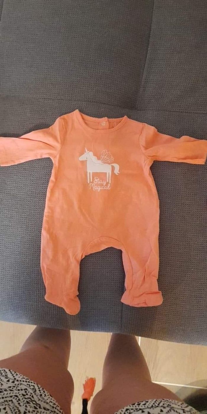 Pijama léger 1 moi - photo numéro 2