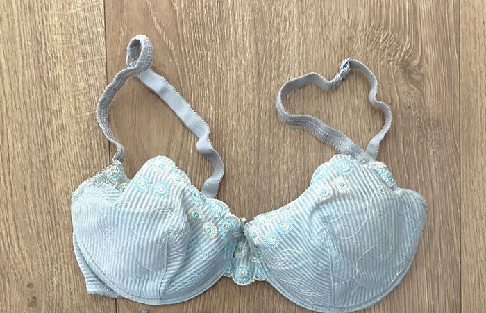 Soutien gorge rayé blanc/vert T85C