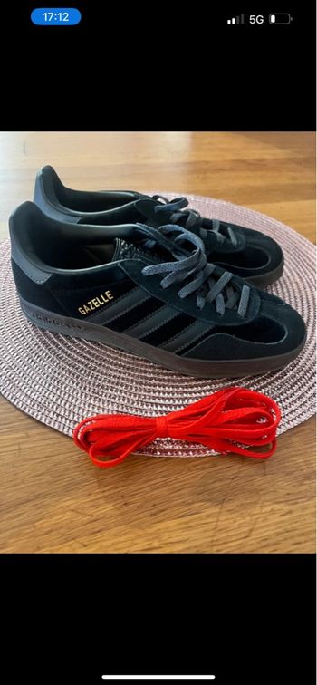 Adidas gazelle noires