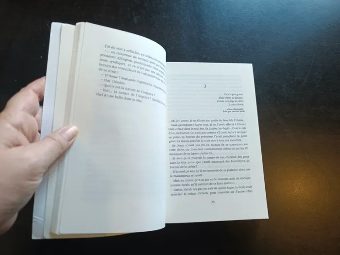 Livre UNE (IRRESISTIBLE) ENVIE DE DIRE OUI - Meg Cabot - photo numéro 3