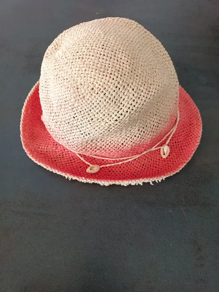 Chapeau fille Kiabi 55/56 cm - photo numéro 3