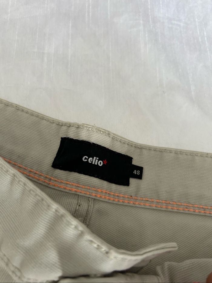 Short blanc cassé - photo numéro 3