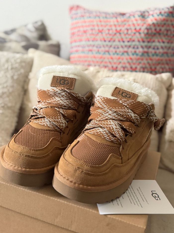 UGG LOWMEL CAMEL/ TÉRACORA - 39