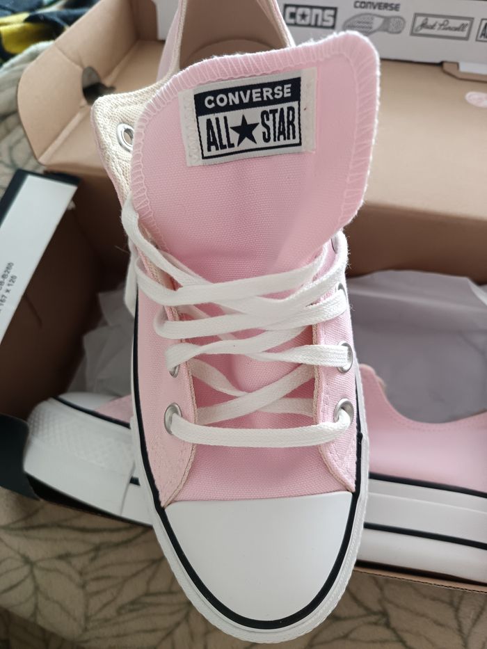 Converses roses - photo numéro 2