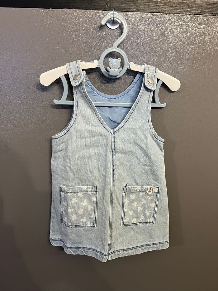 Lot de 4 robes et 1 combishort 12 mois