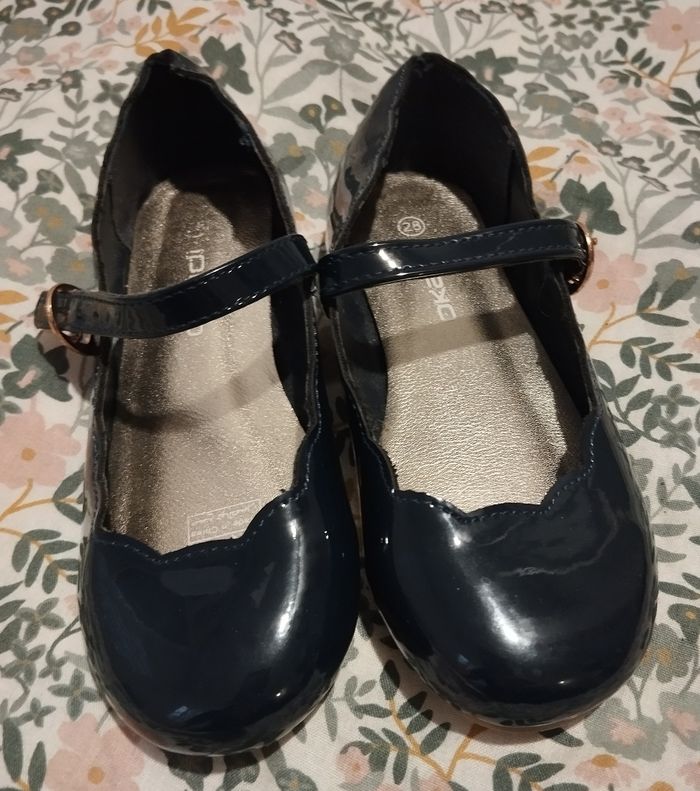 Ballerines vernies pointure 28