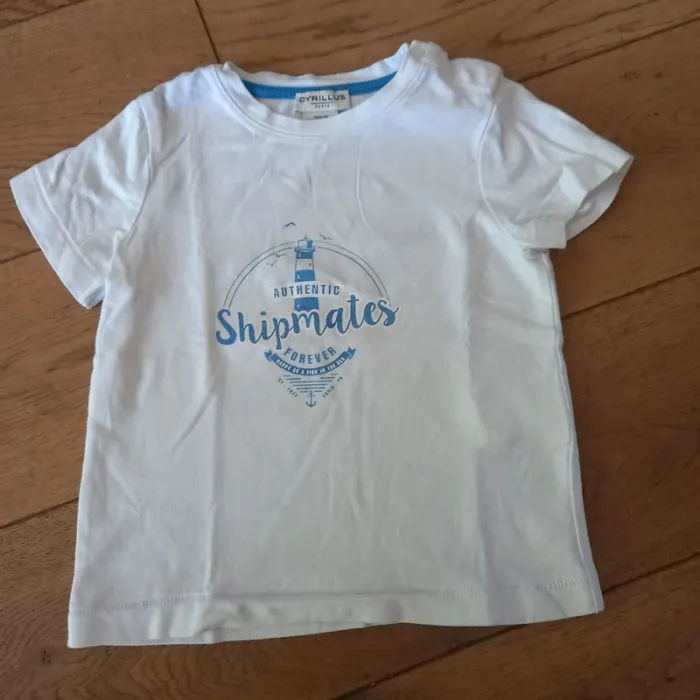 18 mois Tshirt Cyrillus motif phare