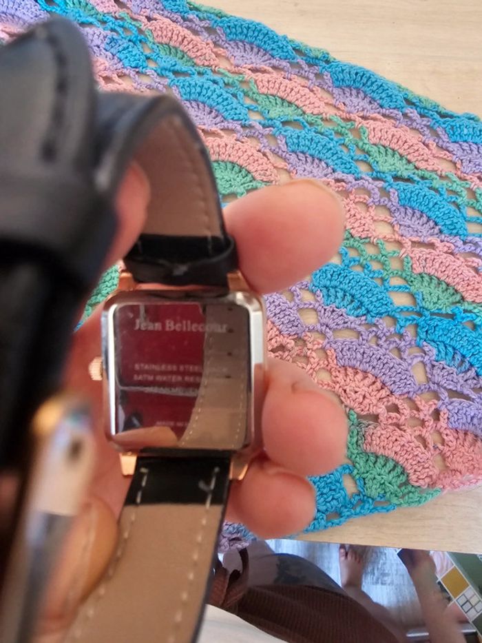 Montre neuve, noir et rose gold, Jean Bellecourt - photo numéro 3