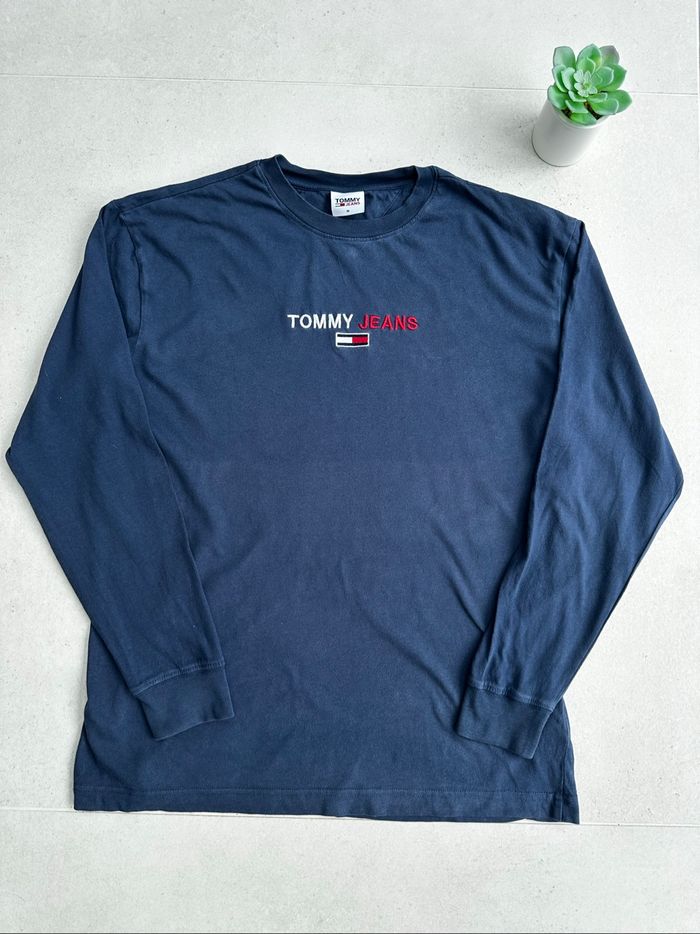 T-shirt manches longues Tommy Jeans 👕 - photo numéro 2