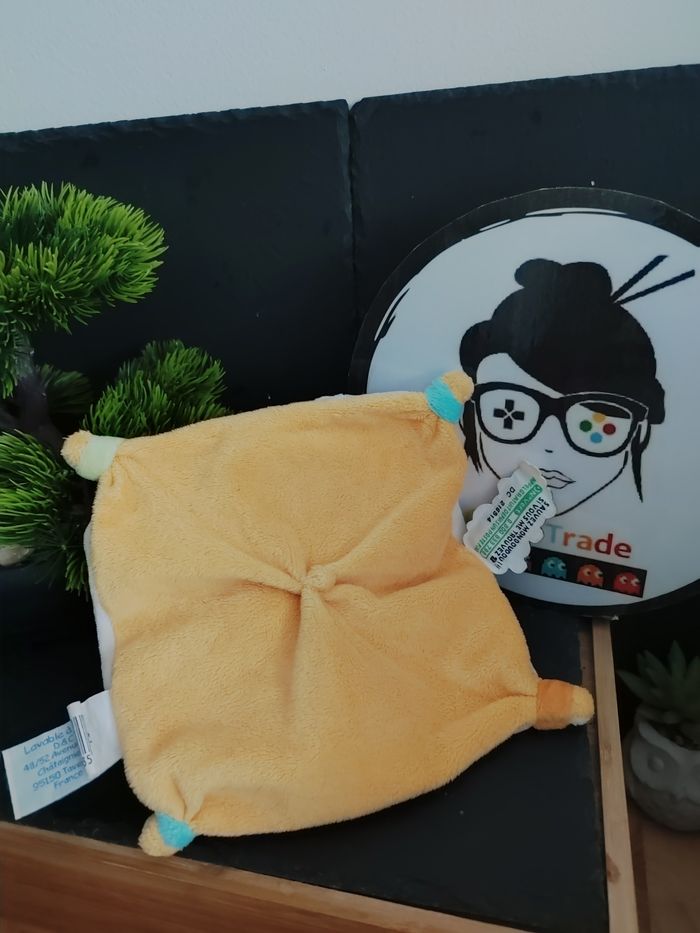 doudou et compagnie lapin blanc beige vert bleu orange tatoo Crème Écru DD003004 - photo numéro 2