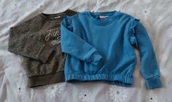 Lot 2 sweats fillette 5 ans