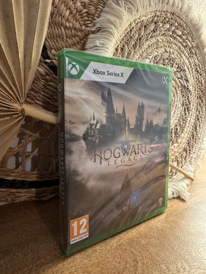 🔥Jeu Hogwarts Legacy Xbox Séries X Neuf avec étiquette - photo numéro 2