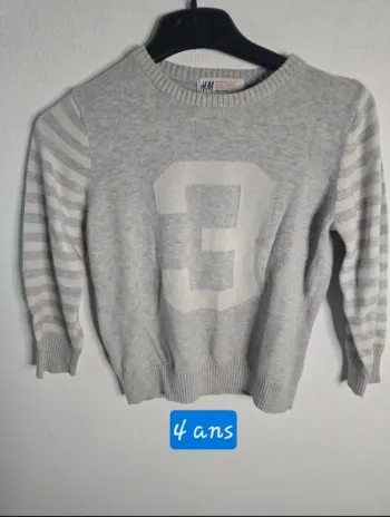 Pull avec manche ligné