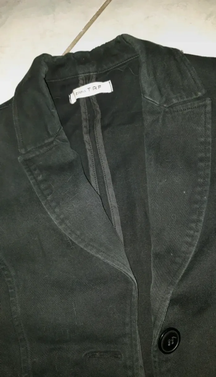 Veste noire cintrée en jean, ZARA taille S - photo numéro 3