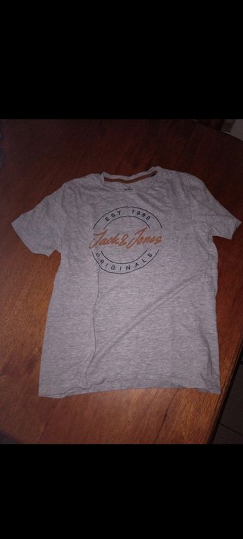 T shirt