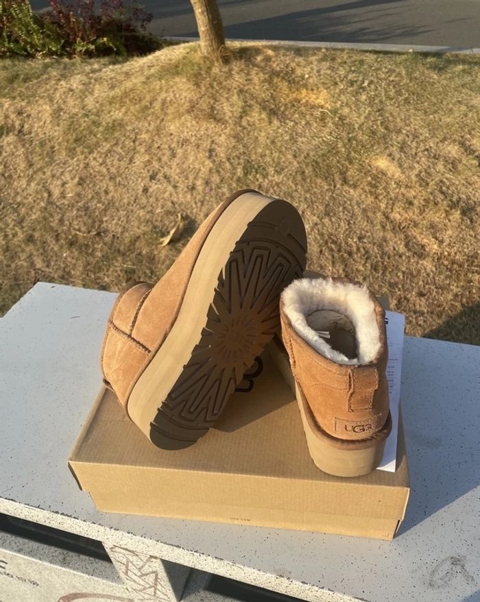 Ugg w Classic ultra mini 38 - photo numéro 4