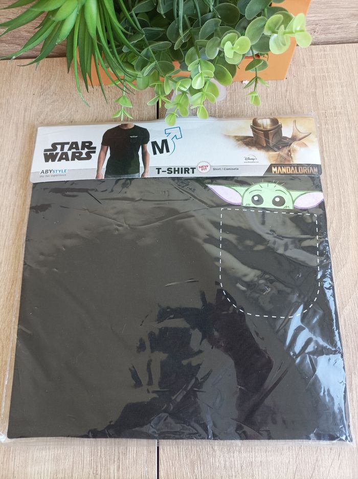T-shirt grogu the mandalorian star wars abystyle taille  m
