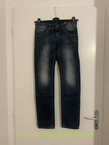 Jean taille haute coupe slim bleu foncé effet délavé Terance Kole taille 14 ans
