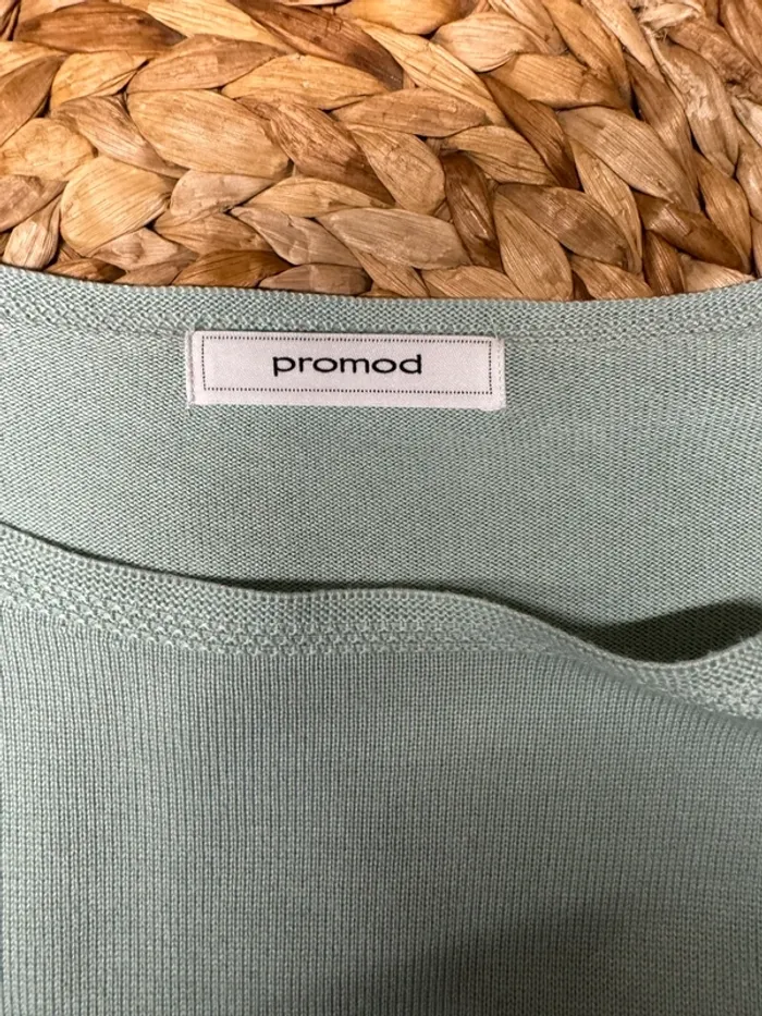 Pull vert neuf - photo numéro 6