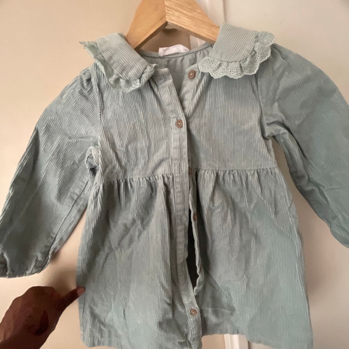 Robe 7 / 8 ans primark - photo numéro 2