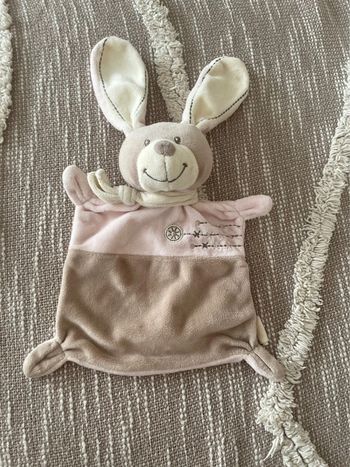 Peluche doudou plat 20cm nicotoy lapin rose et beige marron très bon état