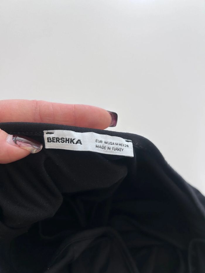 Robe noire moulante – Bershka – Taille M - photo numéro 5