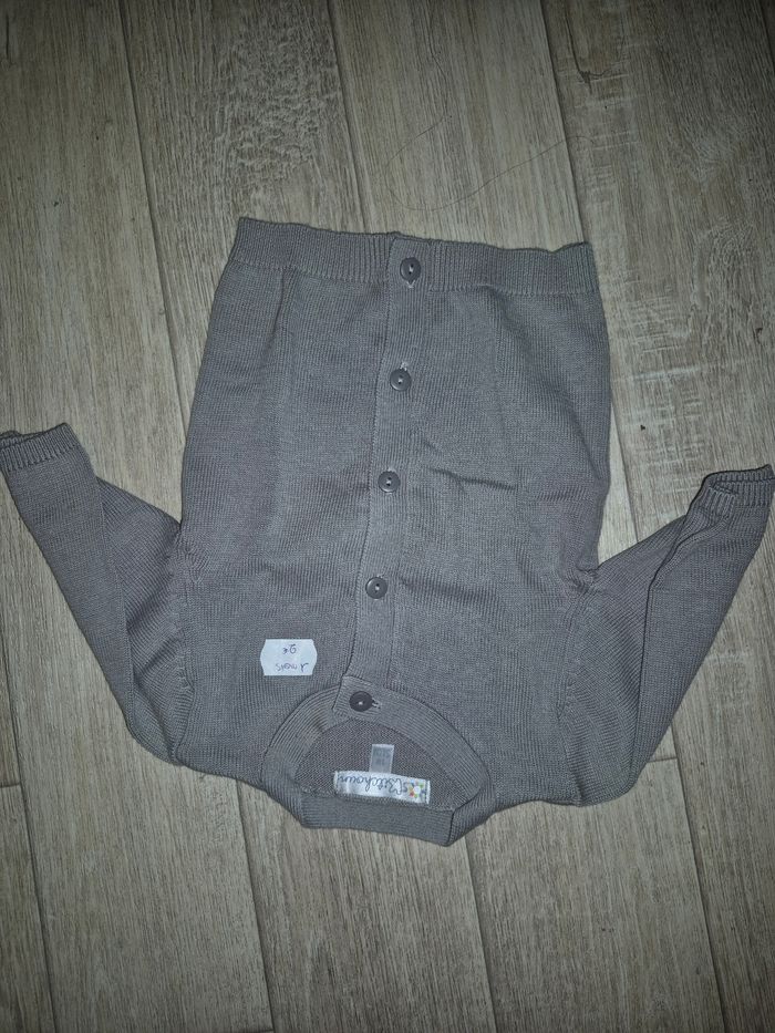 Lot vêtements fille 1 mois - photo numéro 10