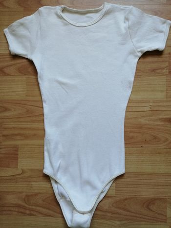 Body blanc cassé Mark et Spencer 9/10 ans