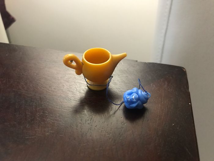 Figurine génie lampe aladdin