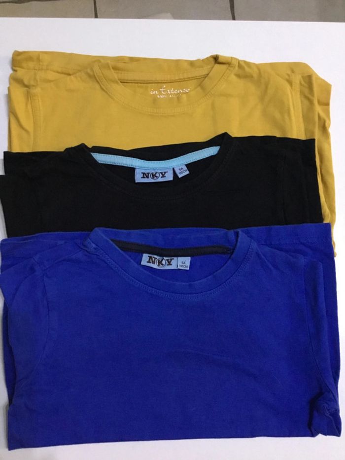 Lot 3 t-shirt manches courtes 5 ans