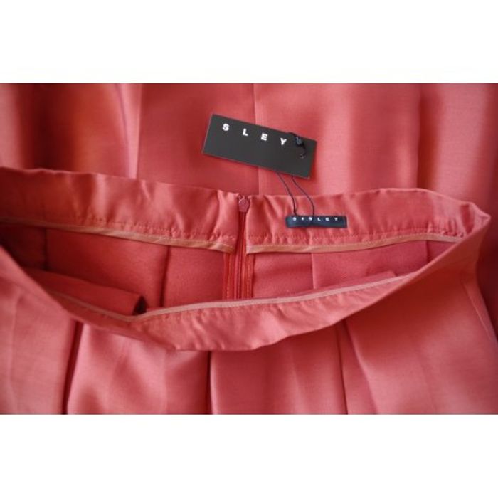 Sisley - Jupe patineuse plissé Taille 42 - photo numéro 7