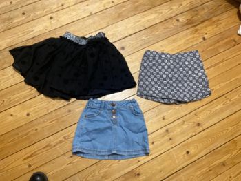 Lot jupe et jupe short