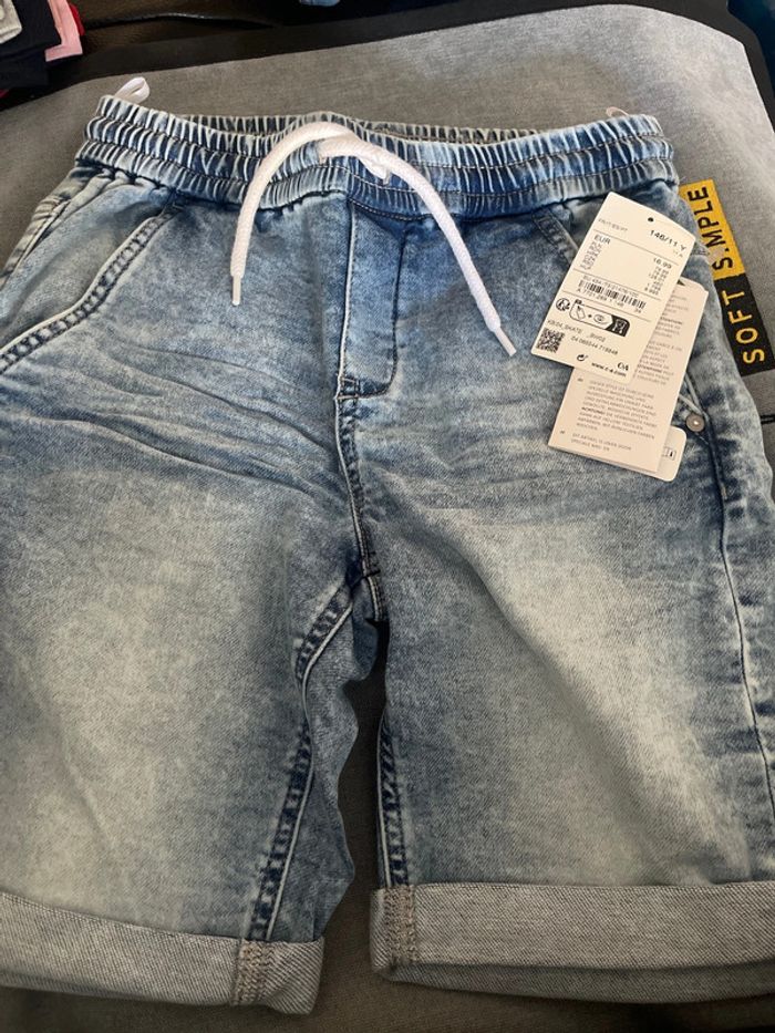 Short en jean neuf 11 ans - photo numéro 3