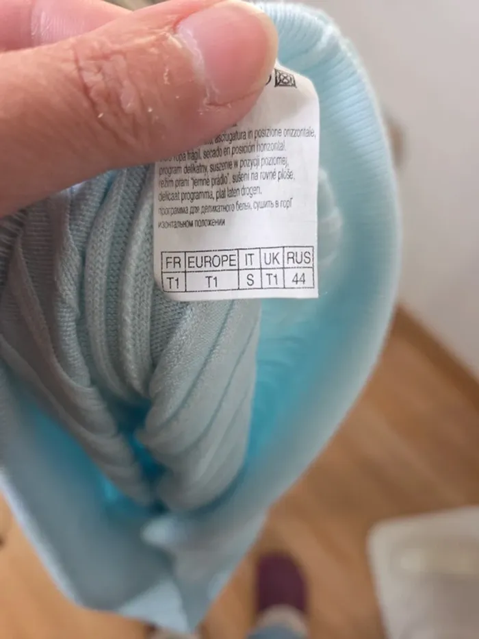 Pull bleu ciel 🌸 S - photo numéro 4