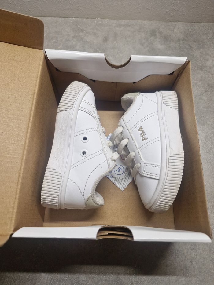 Chaussures Fila blanches - photo numéro 4