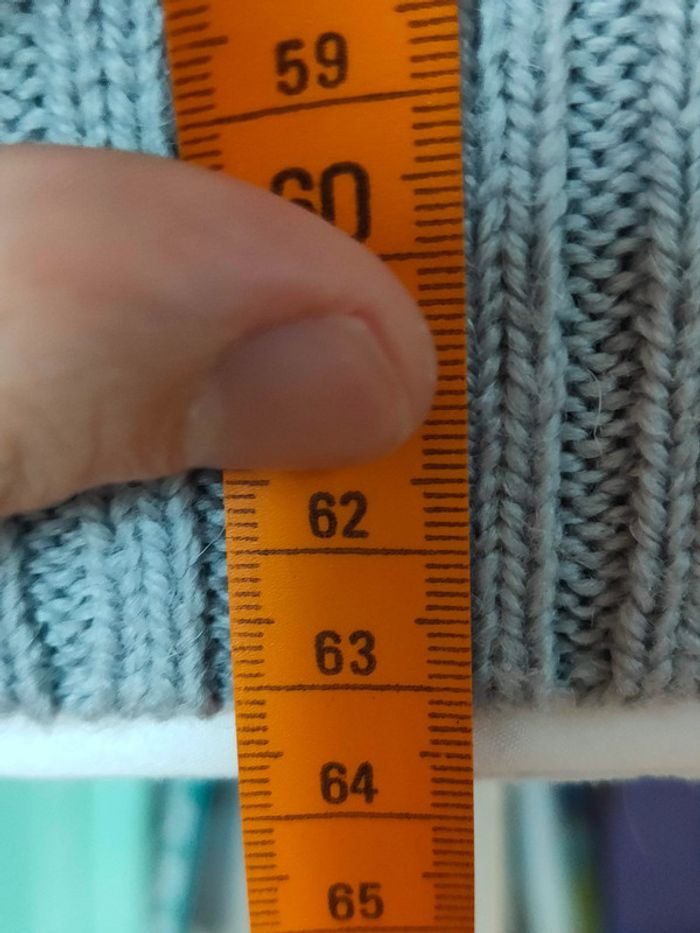 Pull sans manches Lacoste gris, col roulé, maille douce, taille 42, idéal pour la mi-saison - photo numéro 4