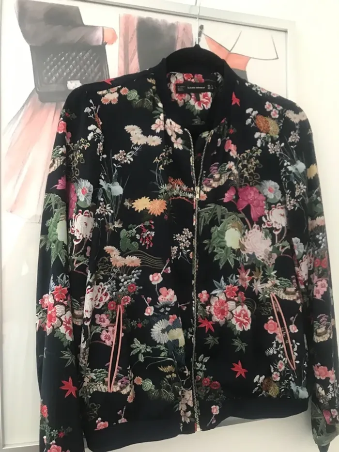 Blouson bombers satiné Zara S - photo numéro 2