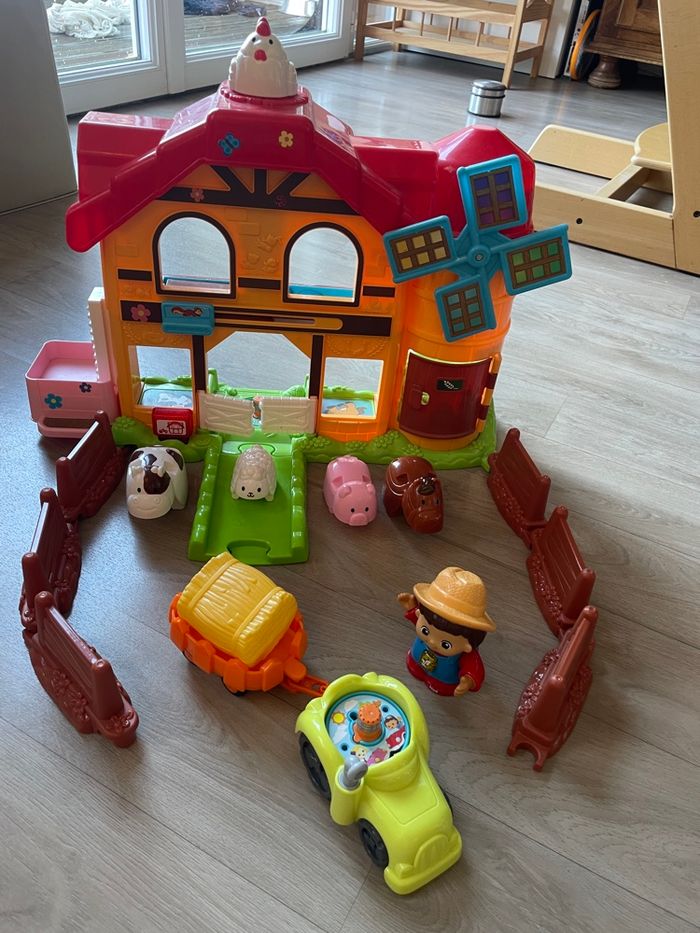 Tut tut la ferme magique de Noé + personnage de Noé le petit fermier - photo numéro 3