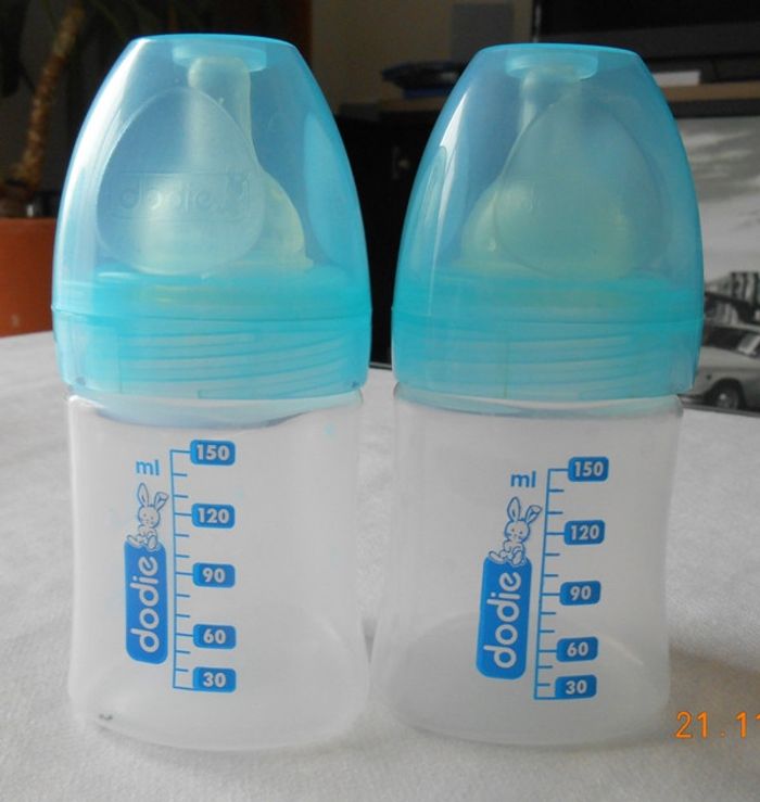 2 Biberons Dodie 150 ml 0-6 mois neufs