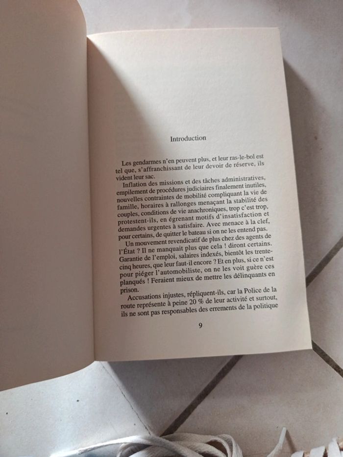Livre Les peurs du gendarme - photo numéro 4