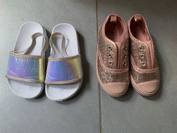 Lot de chaussures taille 25/26