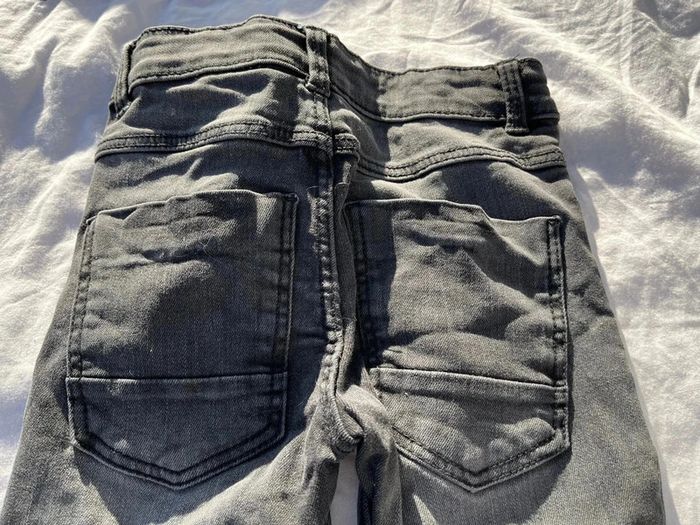Jean’s Kiabi taille 8 ans super skinny - photo numéro 4
