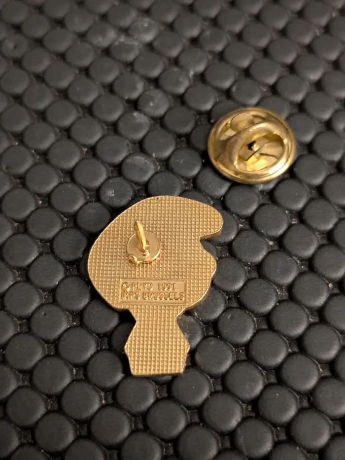 Pin's montgolfière Schtroumpfs Peyo 1991 - photo numéro 2