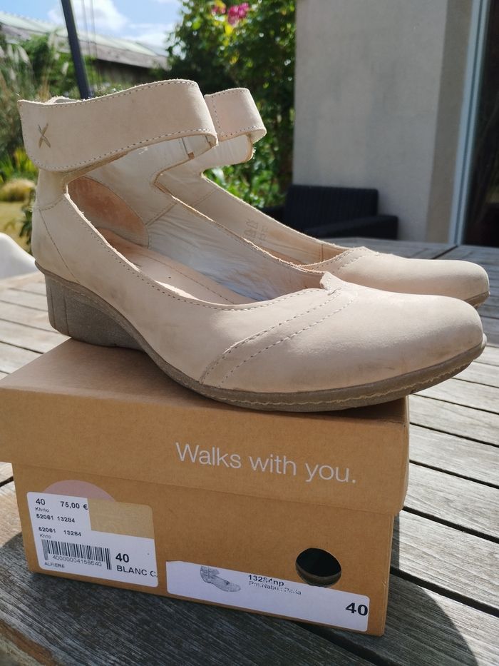 Chaussures beige femme 40