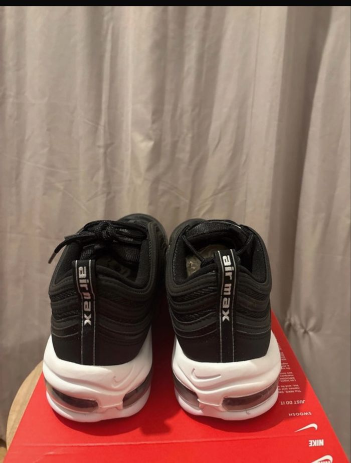 Air Max 97 noir et blanche - photo numéro 6