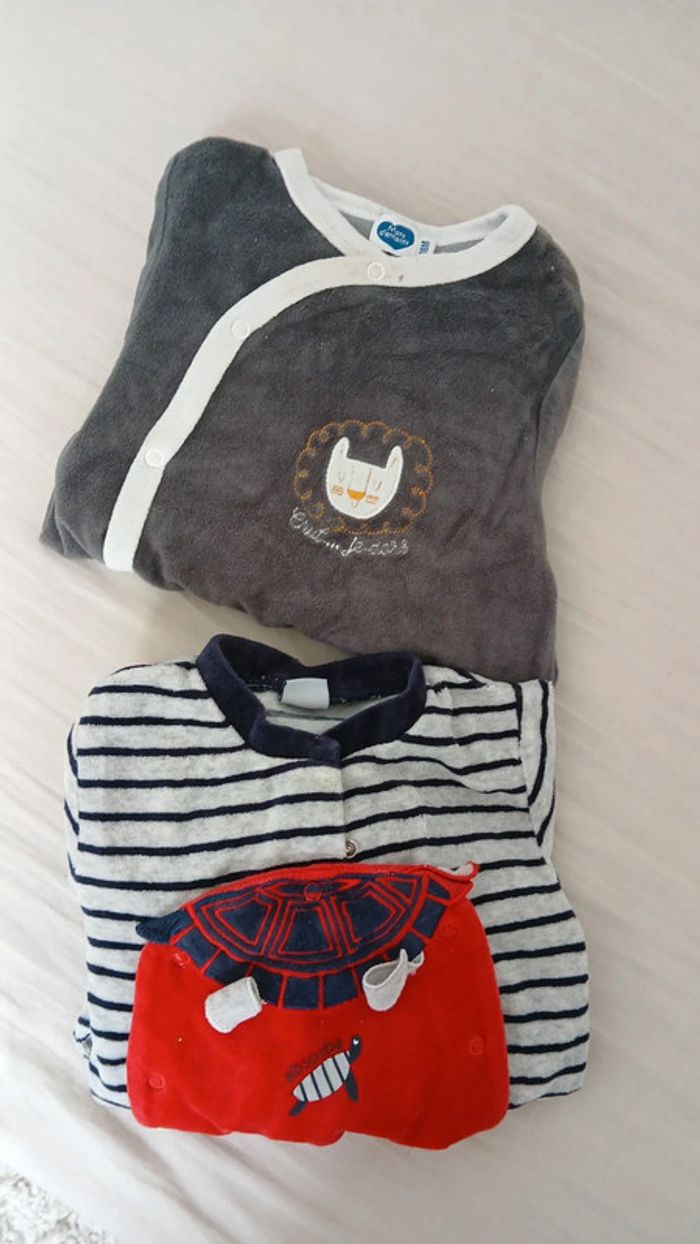 Lot pyjamas velours 18m