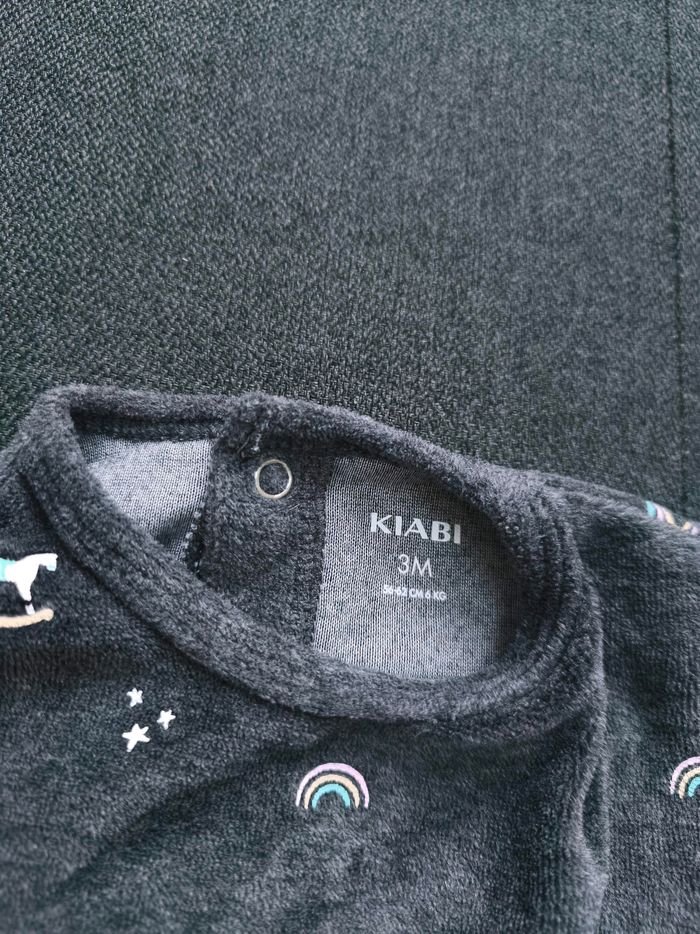 Pyjama 3 mois - photo numéro 3