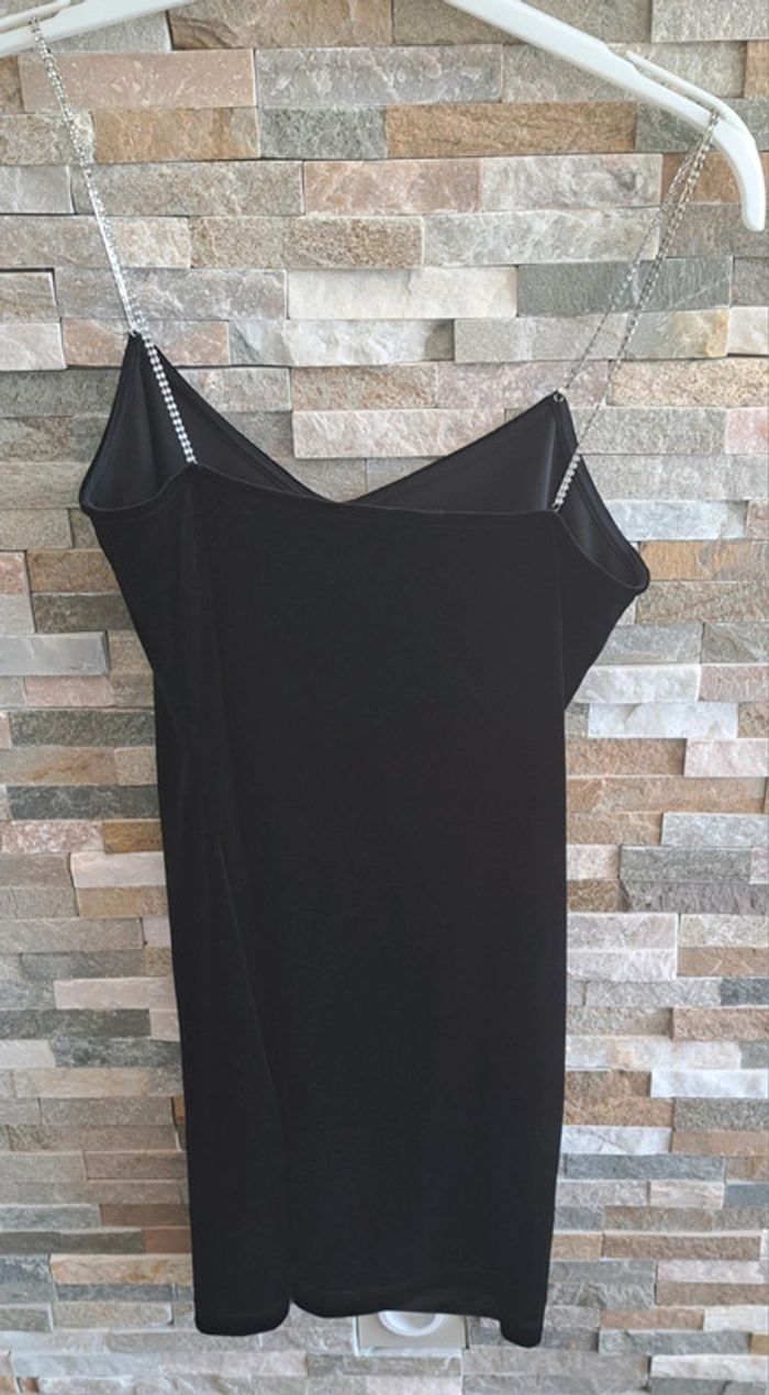Petite robe noire en velours Mango en taille 36 - photo numéro 5